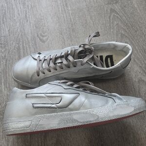 Diesel S-LEROJI LOW W Silver Metallic Leather Sneakers - Size 8.5 US / 39 EU